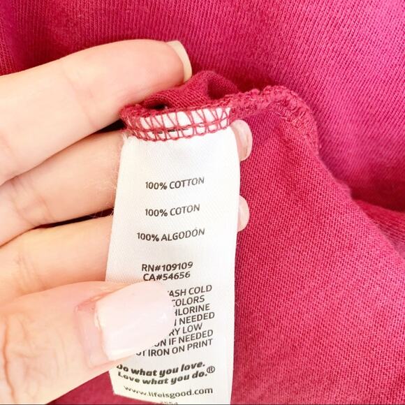 Life Is Good Fuchsia Happy Trails V Neck Crusher Tee Large - Picture 6 of 7